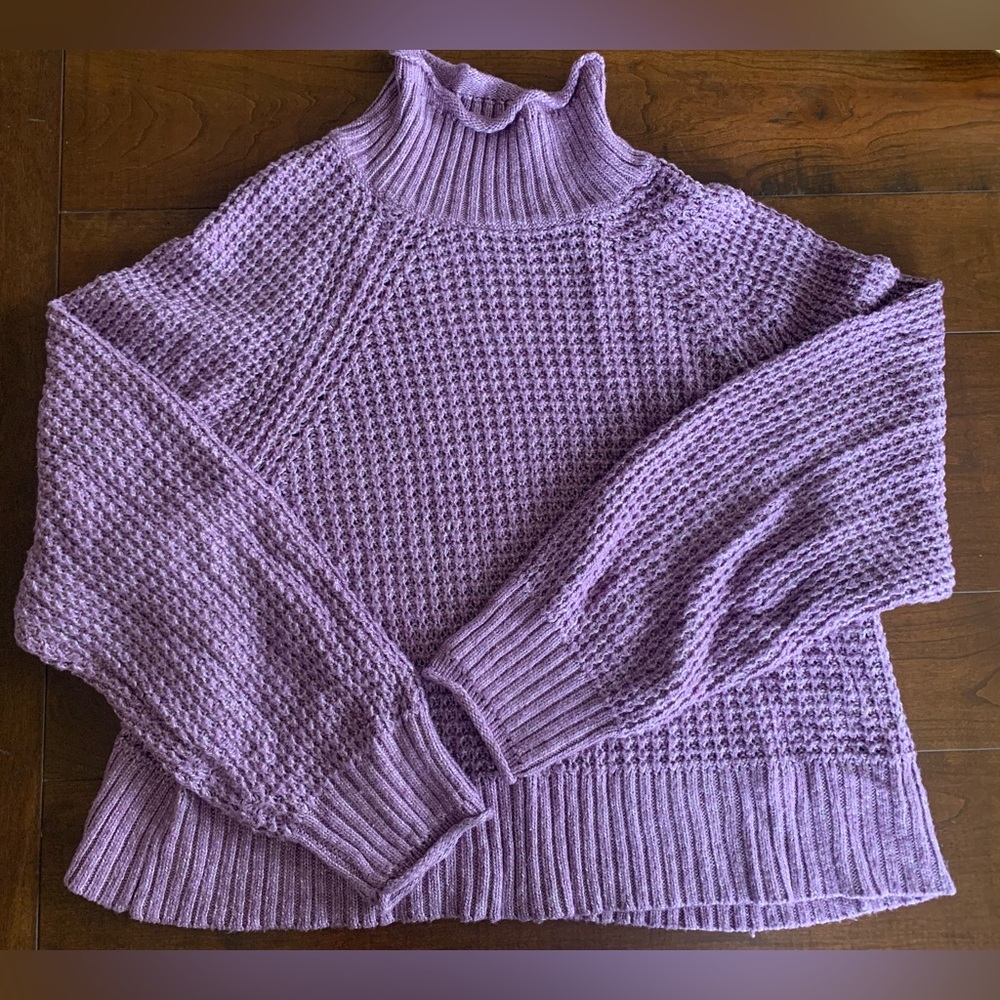 American Eagle Sweater -xs, fits med